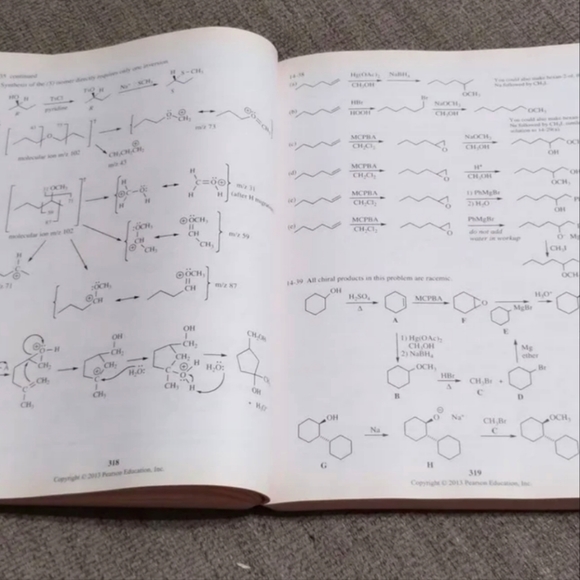 📚Solutions Manual For Organic Chemistry- Leroy G. Wadeand - Picture 3 of 4